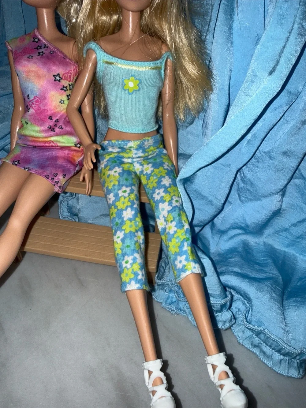 Barbie 2 dolls 1 dress 1 Teresa outfit
